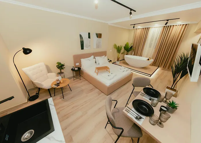 דירה Luxury With Bath - The Nest טיראנה